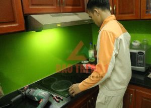Địa chỉ sửa bếp từ Sanaky Hà Nội nhanh chóng